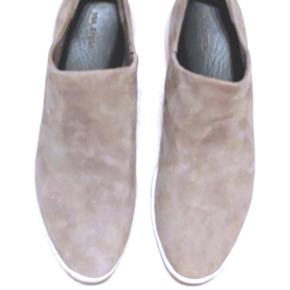 Via Spiga suede slip-on taupe sneakers US8.5 EU39.5 - Picture 2 of 5